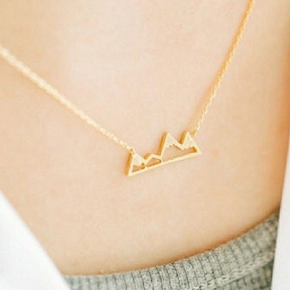 🔥LAST 1🔥Snowy Mountains pendant necklace - Picture 2 of 3